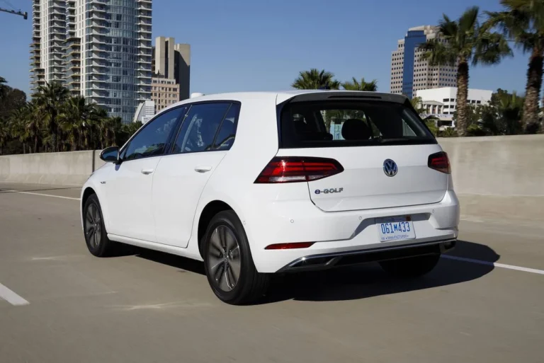 Volkswagen e-Golf 36 кВтч