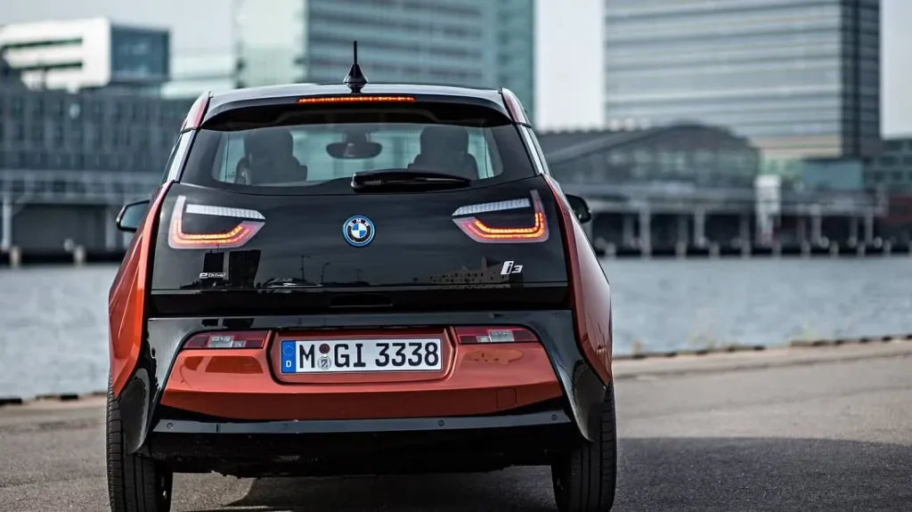 BMW-i3-BEV-60-Ah-model-3