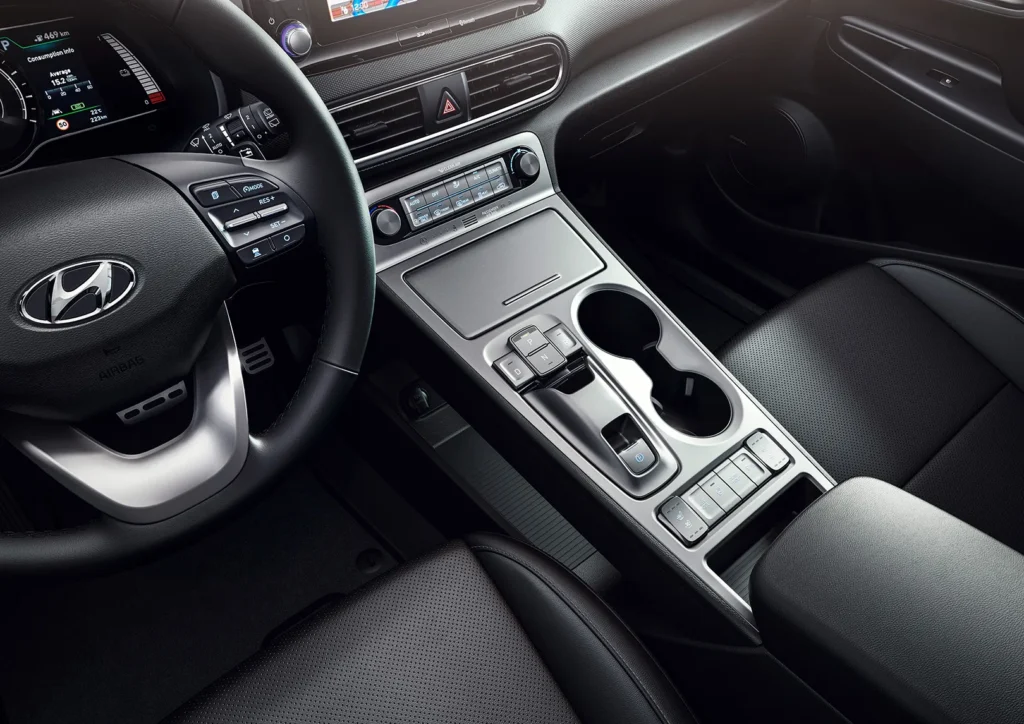 Hyundai-Kona-Electric64-kWh-model-8