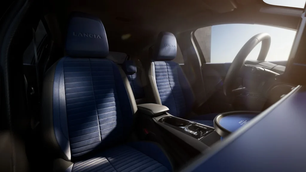 Lancia-Ypsilon-Electric_9