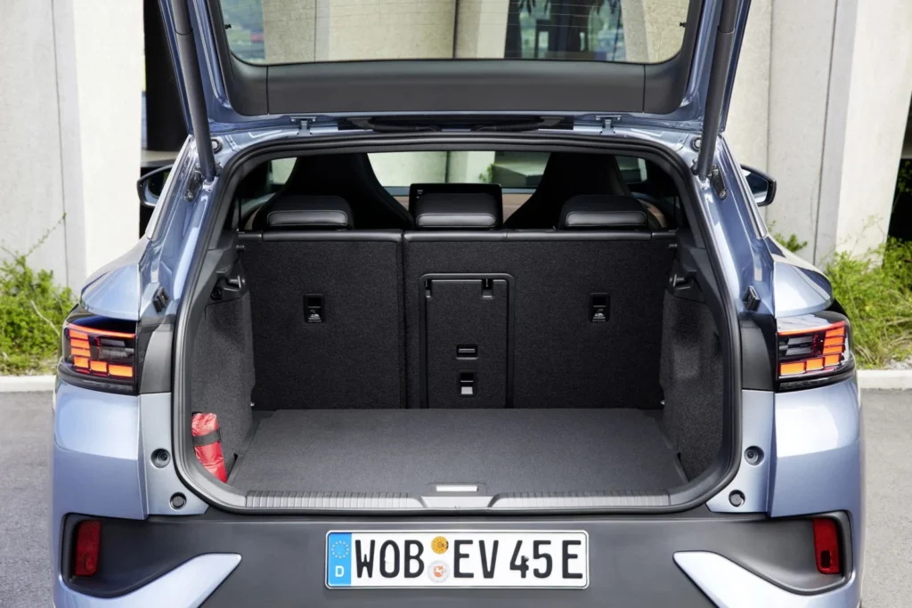 Volkswagen-ID.5-Pro_11