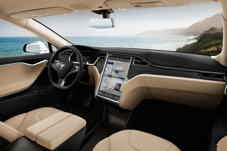 Tesla Model S 85D