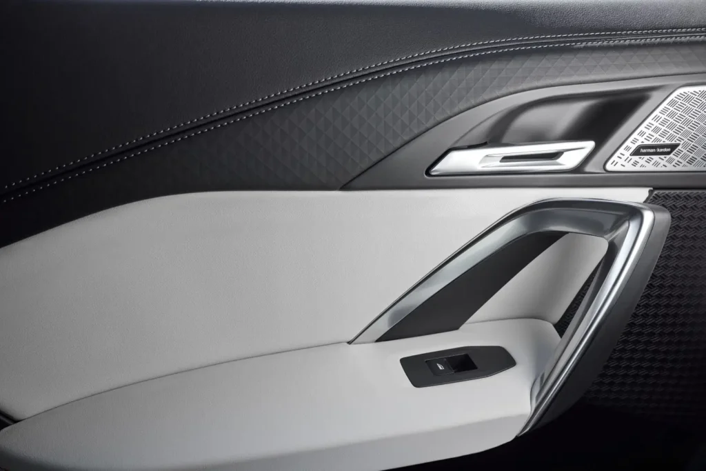 BMW-iX2-xDrive30_11