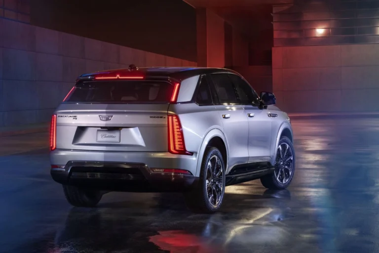 Cadillac Escalade IQ First Edition