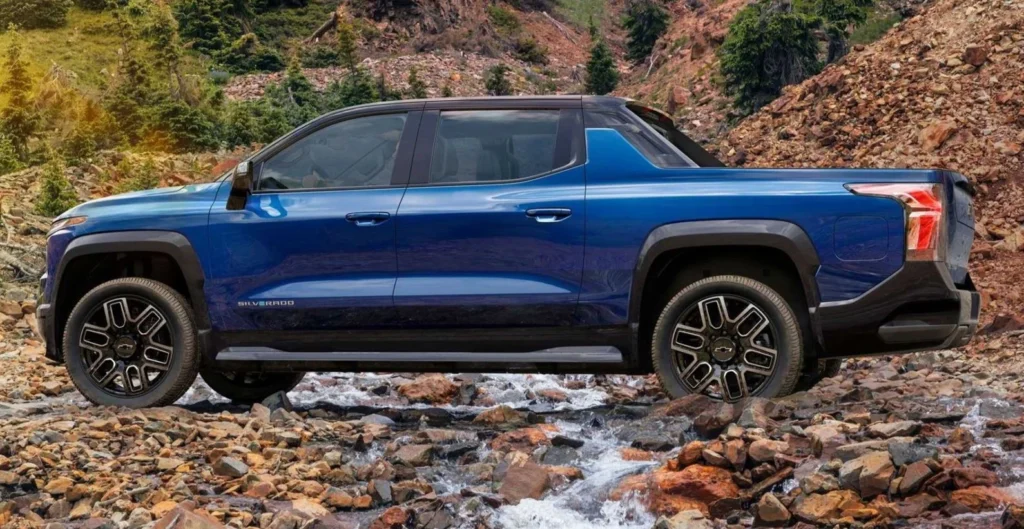 Chevrolet-Silverado-EV-4WT_3