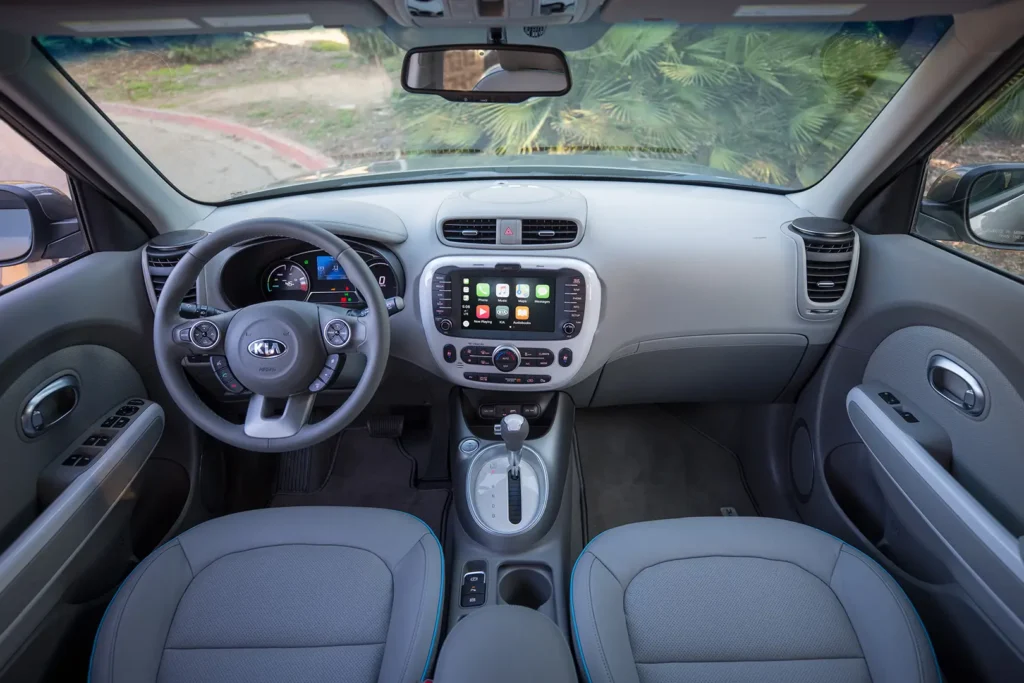 Kia-Soul-EV-27-kWh-model-9