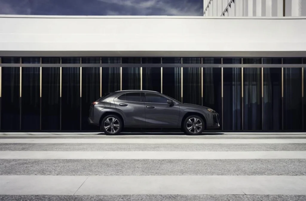 Lexus UX 300e