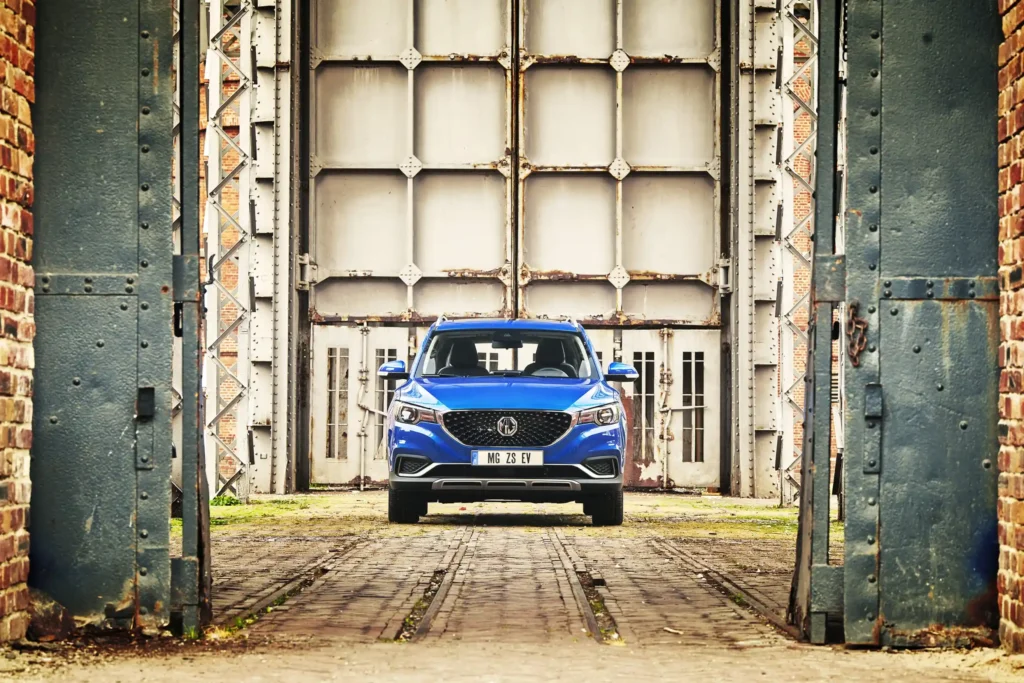 MG-ZS-EV_4