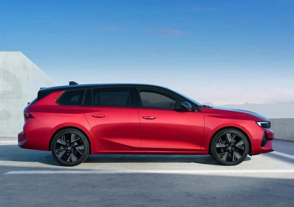 Opel-Astra-e-Sports-Tourer_3