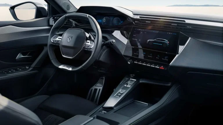 Peugeot e-308 SW