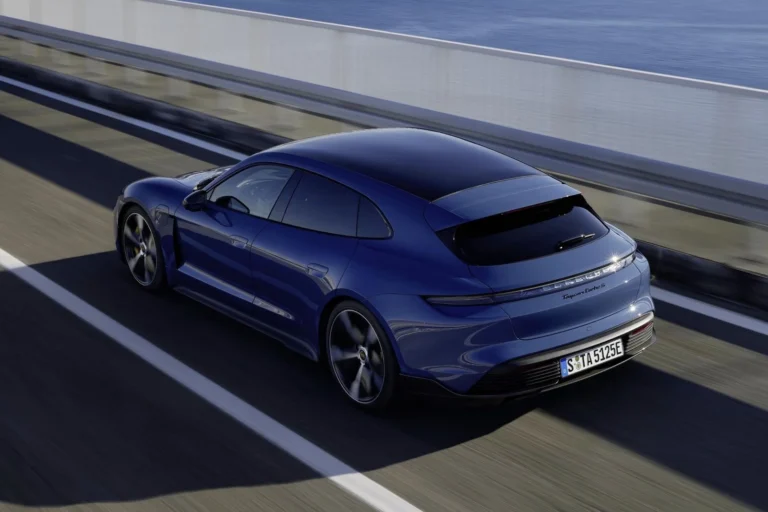 Porsche Taycan Sport Turismo Turbo