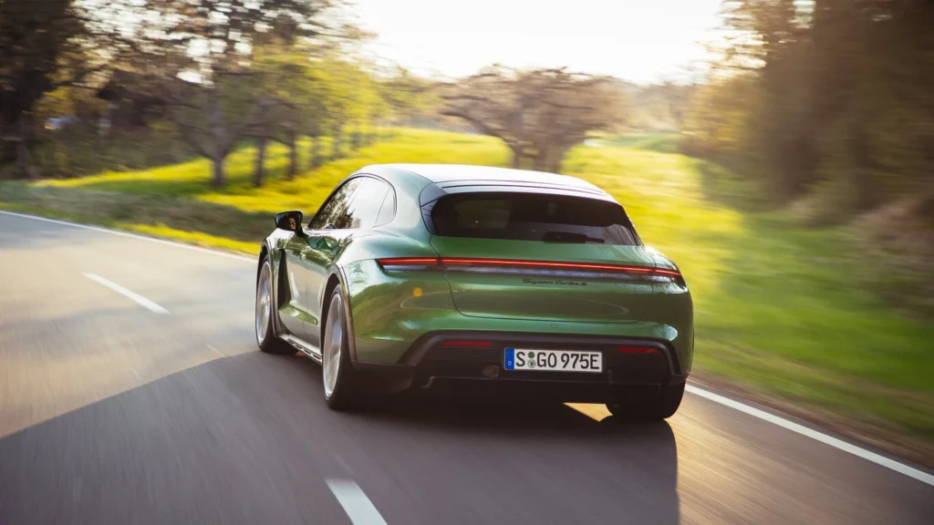 Porsche Taycan Cross Turismo Turbo S