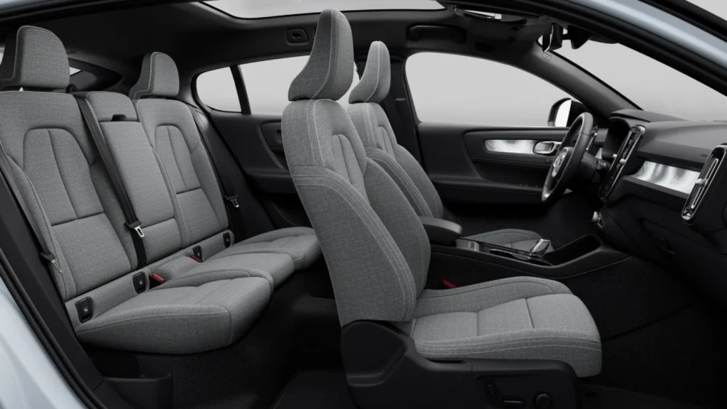 Volvo-C40-Recharge-AWD_10
