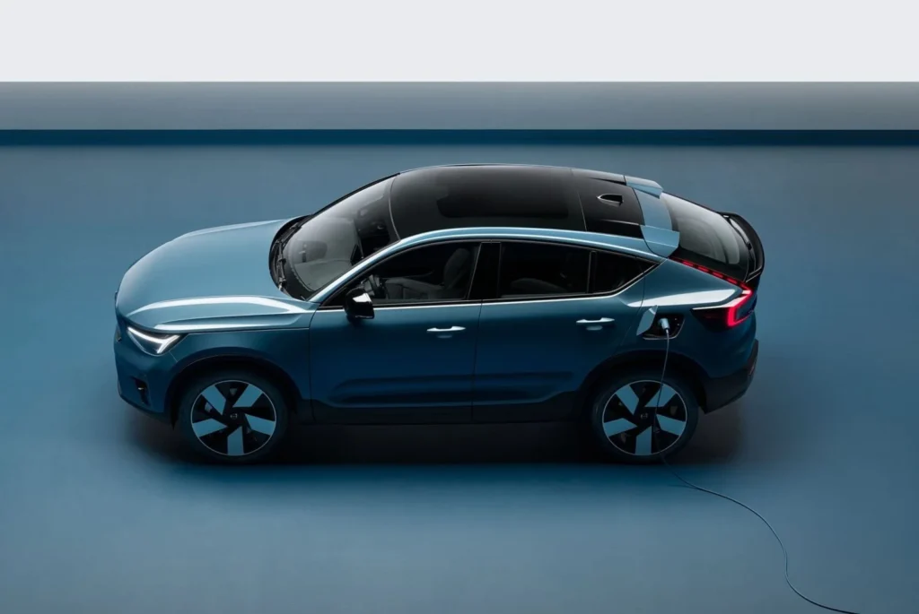 Volvo-C40-Recharge-AWD_2