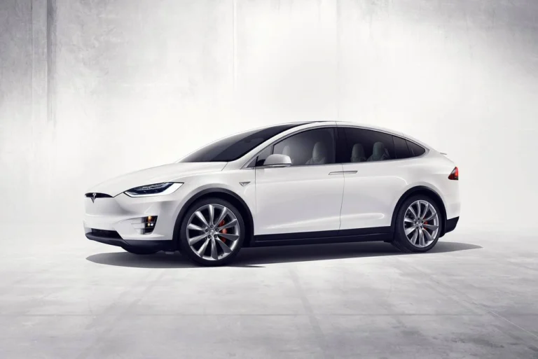 Tesla Model X 75D